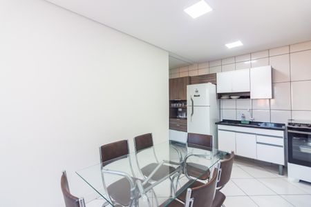 Casa à venda com 230m², 4 quartos e 1 vagaCozinha 2