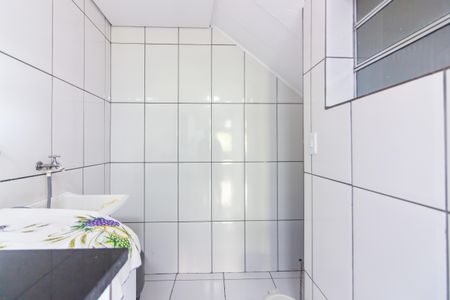 Casa à venda com 230m², 4 quartos e 1 vagaÁrea de Serviço 2