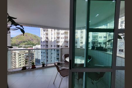 Apartamento à venda com 92m², 3 quartos e 1 vagaVaranda