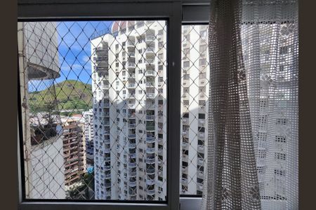Apartamento à venda com 92m², 3 quartos e 1 vagaÁrea de Serviço