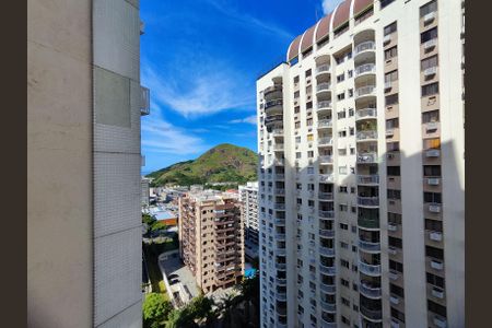 Apartamento à venda com 92m², 3 quartos e 1 vagaVaranda