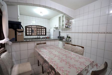 Casa à venda com 125m², 3 quartos e 1 vagaCopa e Cozinha