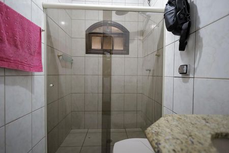 Casa à venda com 125m², 3 quartos e 1 vagaBanheiro
