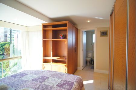 Apartamento para alugar com 142m², 4 quartos e 2 vagasSuíte