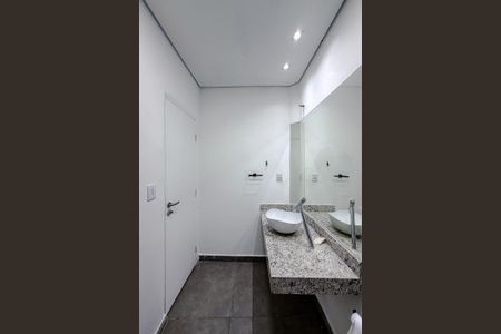 Apartamento para alugar com 130m², 2 quartos e sem vagaBanheiro