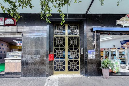 Apartamento para alugar com 130m², 2 quartos e sem vagaFachada - Plaquinha