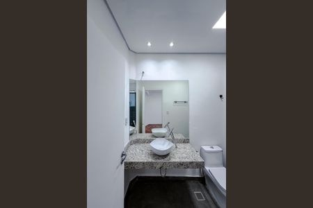 Apartamento para alugar com 130m², 2 quartos e sem vagaBanheiro