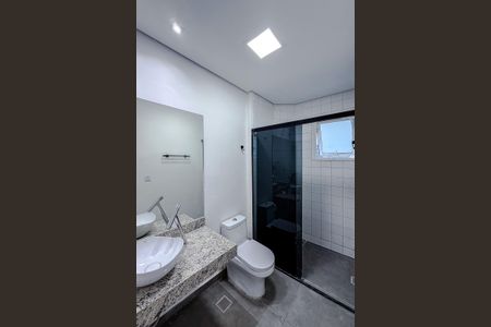 Apartamento para alugar com 130m², 2 quartos e sem vagaBanheiro