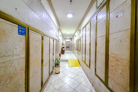 Apartamento para alugar com 130m², 2 quartos e sem vagaÁrea comum