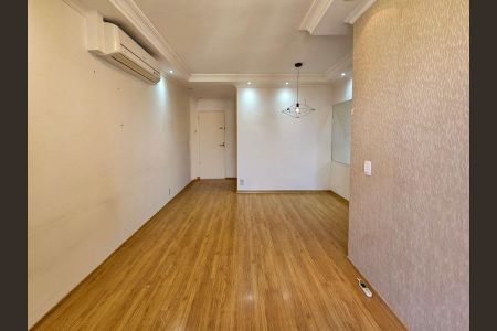 Sala de apartamento à venda com 2 quartos, 53m² em Fazenda Santa Cândida, Campinas