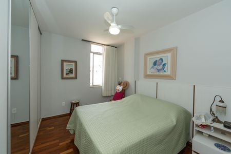 Apartamento à venda com 170m², 4 quartos e 2 vagasQUARTO1