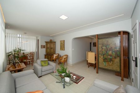 Apartamento à venda com 170m², 4 quartos e 2 vagasSALA