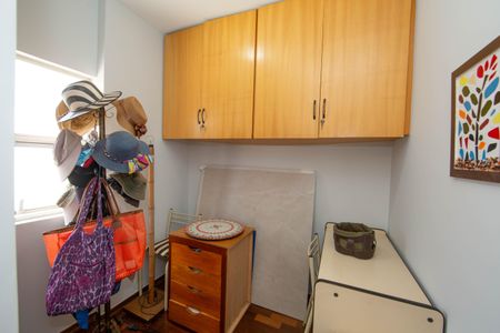 Apartamento à venda com 170m², 4 quartos e 2 vagasQUARTO DE EMPREGADA