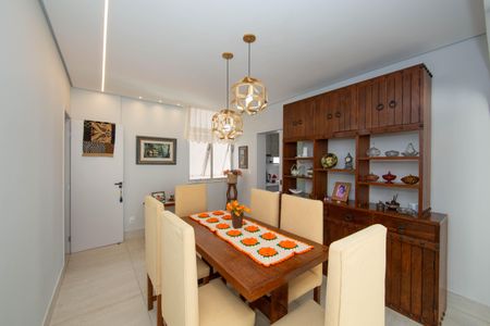 Apartamento à venda com 170m², 4 quartos e 2 vagasSALA