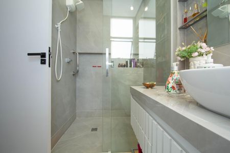 Apartamento à venda com 170m², 4 quartos e 2 vagasBANHEIRO3