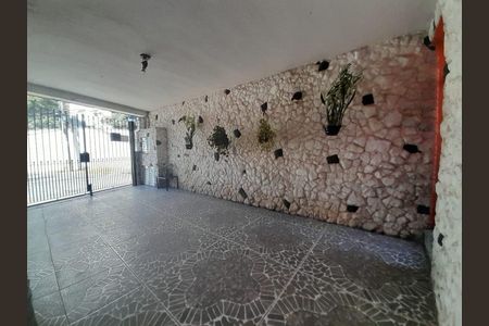 Casa à venda com 250m², 2 quartos e 1 vagaÁrea externa