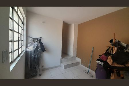 Área de serviço de casa à venda com 2 quartos, 250m² em Vila dos Remedios, São Paulo