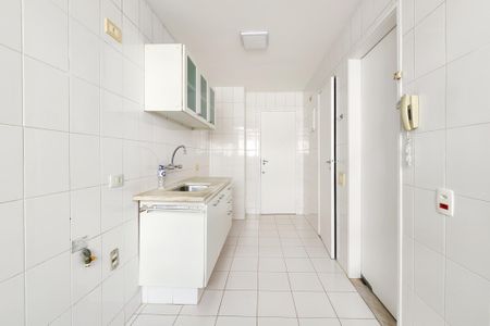 Apartamento para alugar com 62m², 3 quartos e sem vagaCozinha 