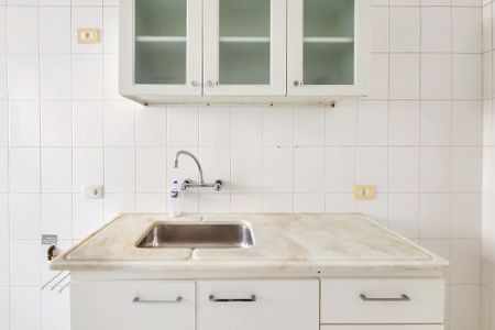 Apartamento para alugar com 62m², 3 quartos e sem vagaCozinha 