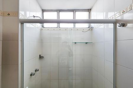 Apartamento para alugar com 62m², 3 quartos e sem vagaBanheiro 