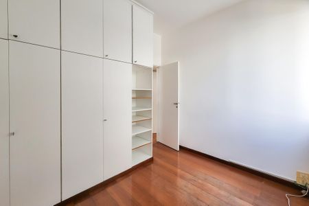 Apartamento para alugar com 62m², 3 quartos e sem vagaQuarto 2 
