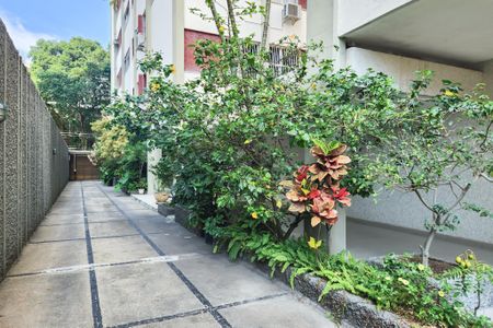 Apartamento para alugar com 62m², 3 quartos e sem vagaÁrea Comum 