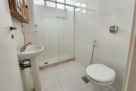 Apartamento para alugar com 62m², 3 quartos e sem vagaBanheiro 