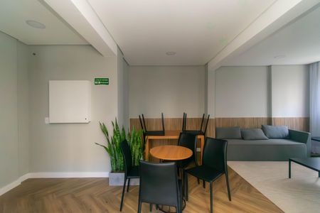 Apartamento para alugar com 34m², 2 quartos e sem vagaÁrea comum