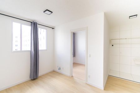 Sala de apartamento para alugar com 2 quartos, 34m² em Cidade São Mateus, São Paulo