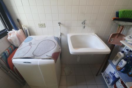 Apartamento para alugar com 70m², 2 quartos e 1 vagaÁrea de Serviço