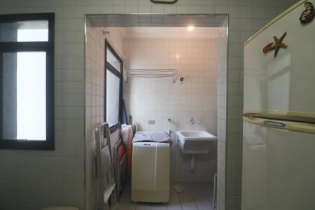 Apartamento para alugar com 70m², 2 quartos e 1 vagaÁrea de Serviço