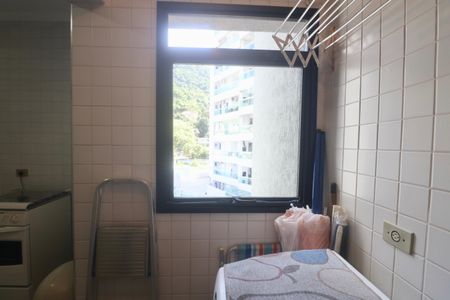 Apartamento para alugar com 70m², 2 quartos e 1 vagaÁrea de Serviço