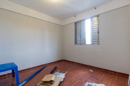 Quarto 2 de apartamento para alugar com 2 quartos, 50m² em Vila Silvia, São Paulo
