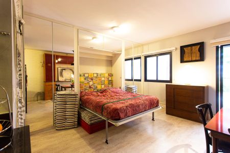 Apartamento à venda com 75m², 1 quarto e 1 vaga Apartamento à venda com 75m², 1 quarto e 1 vagaStudio