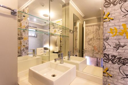 Apartamento à venda com 75m², 1 quarto e 1 vaga Apartamento à venda com 75m², 1 quarto e 1 vagaBanheiro