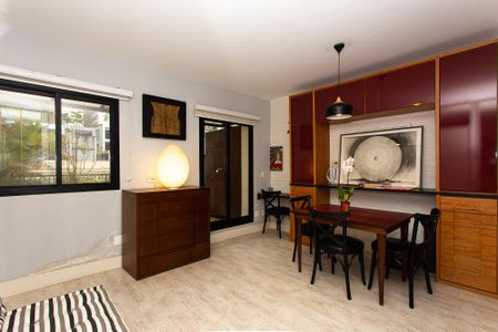 Apartamento à venda com 75m², 1 quarto e 1 vaga Apartamento à venda com 75m², 1 quarto e 1 vagaStudio