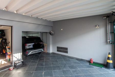 Casa à venda com 200m², 3 quartos e 3 vagasGaragem