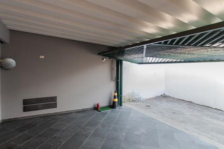 Casa à venda com 200m², 3 quartos e 3 vagasGaragem