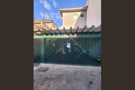 Casa à venda com 200m², 3 quartos e 3 vagasFachada