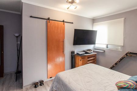 Casa à venda com 200m², 3 quartos e 3 vagasSuíte 1