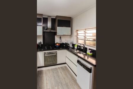 Casa à venda com 200m², 3 quartos e 3 vagasCozinha
