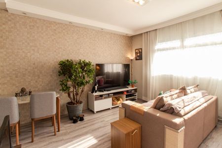 Sala de casa à venda com 3 quartos, 200m² em Vila Gustavo, São Paulo