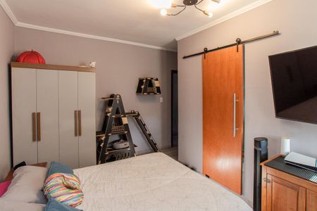 Casa à venda com 200m², 3 quartos e 3 vagasSuíte 1