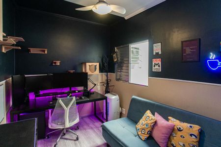 Casa à venda com 200m², 3 quartos e 3 vagasQuarto
