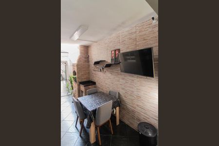Casa à venda com 200m², 3 quartos e 3 vagasQuintal