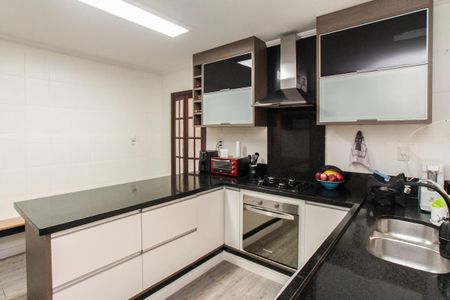 Casa à venda com 200m², 3 quartos e 3 vagasCozinha