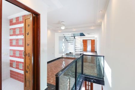 Casa de condomínio à venda com 288m², 6 quartos e 1 vagaBanheiro