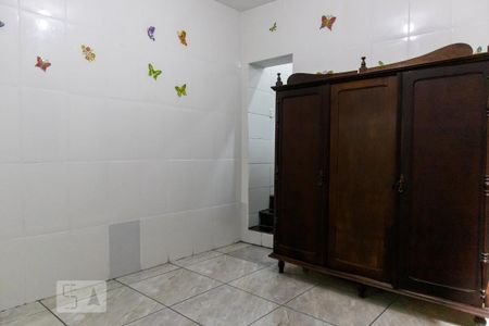 Casa de condomínio à venda com 288m², 6 quartos e 1 vagaQuarto