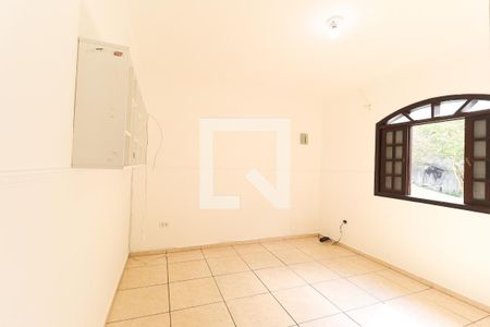 Casa de condomínio à venda com 288m², 6 quartos e 1 vagaQuarto