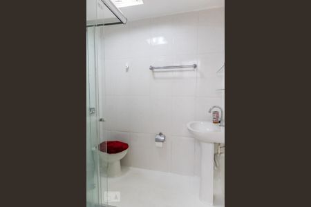 Casa de condomínio à venda com 288m², 6 quartos e 1 vagaBanheiro